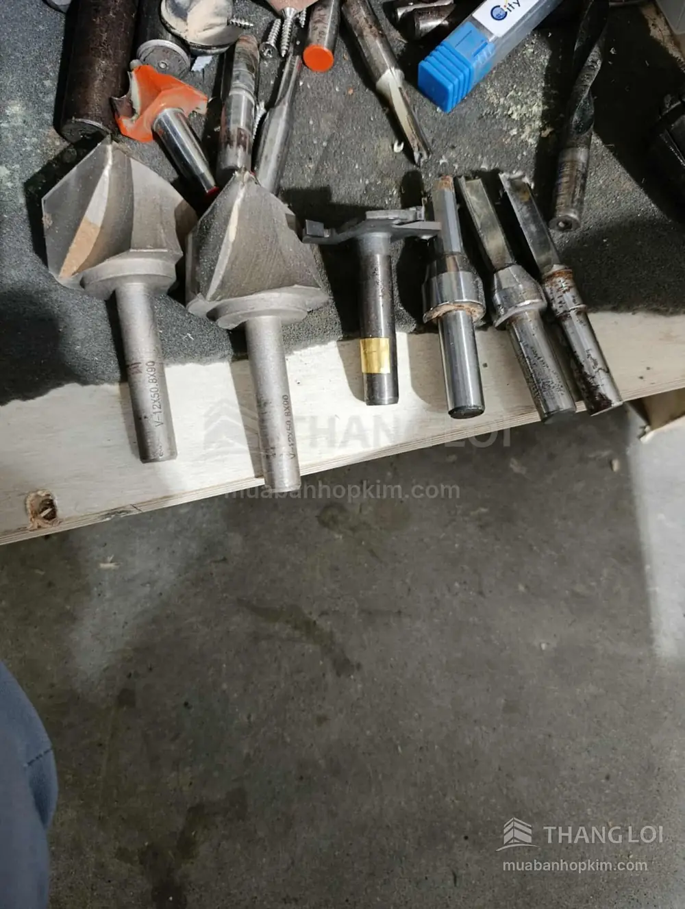 Thu mua mũi router gỗ hợp kim cũ